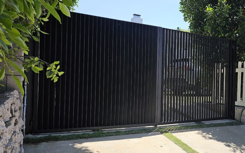 Gate Installation in Studio City