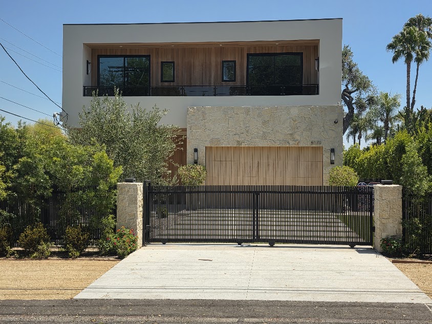 Luxury LA estate entrance