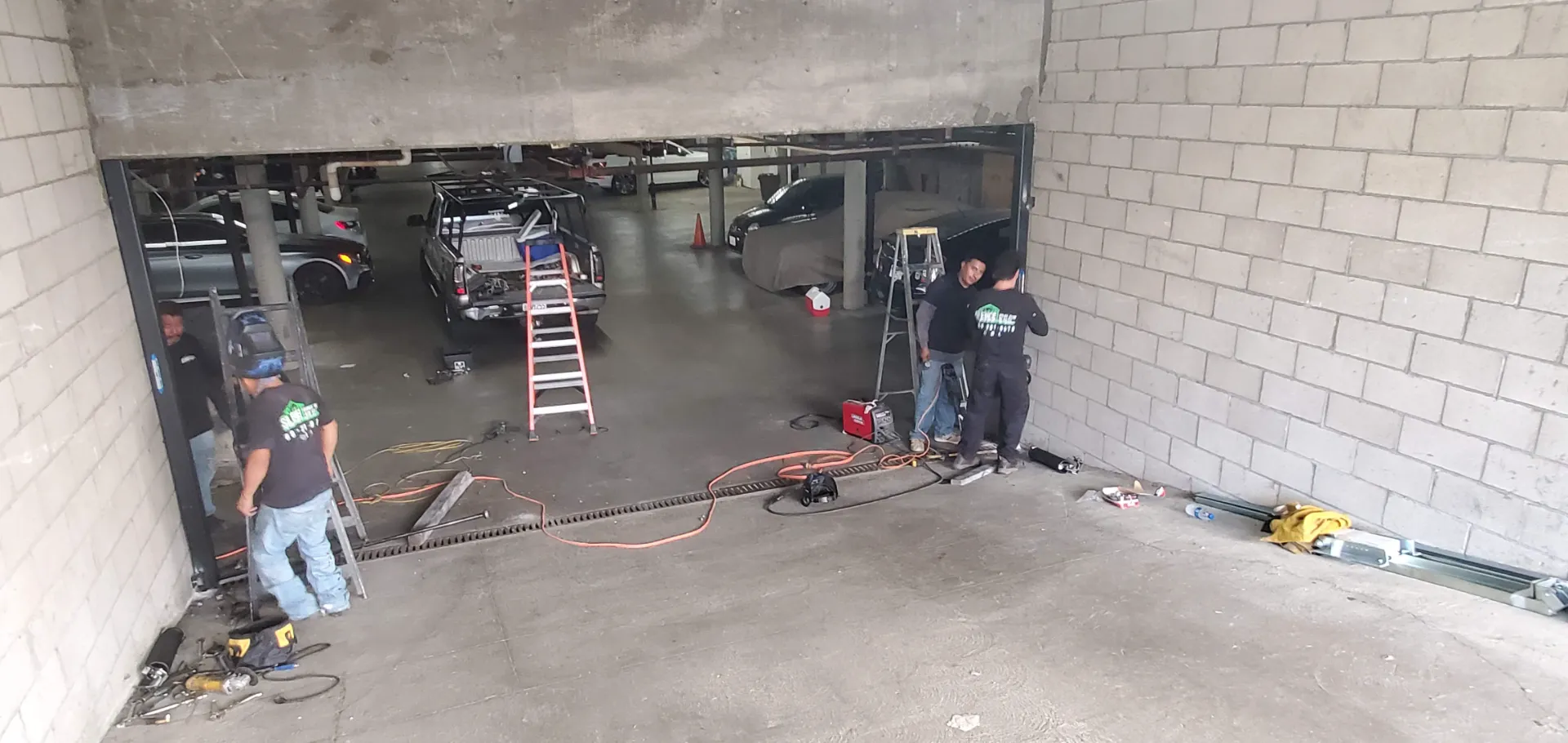 Driveway gate repair by Silence — residential, commercial, HOA