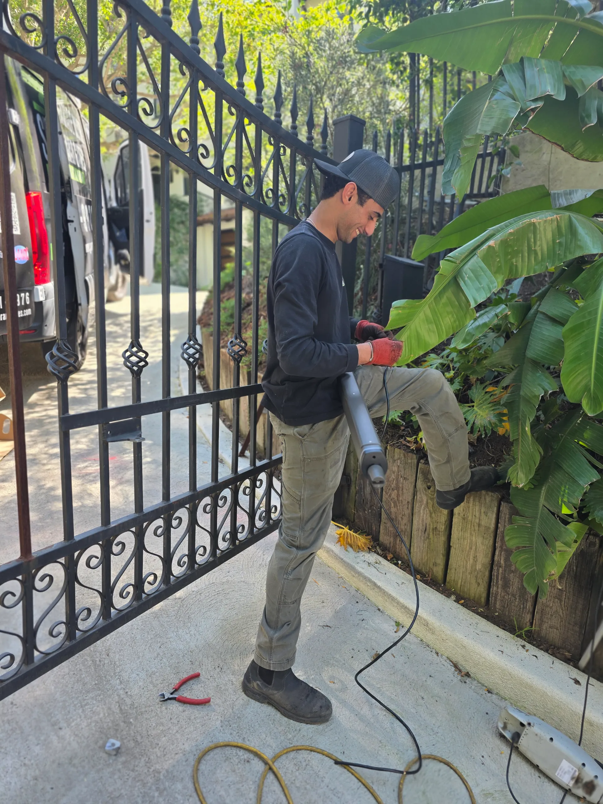 Gate motor and opener service by Silence — 24/7 gate repair in Beverly Hills