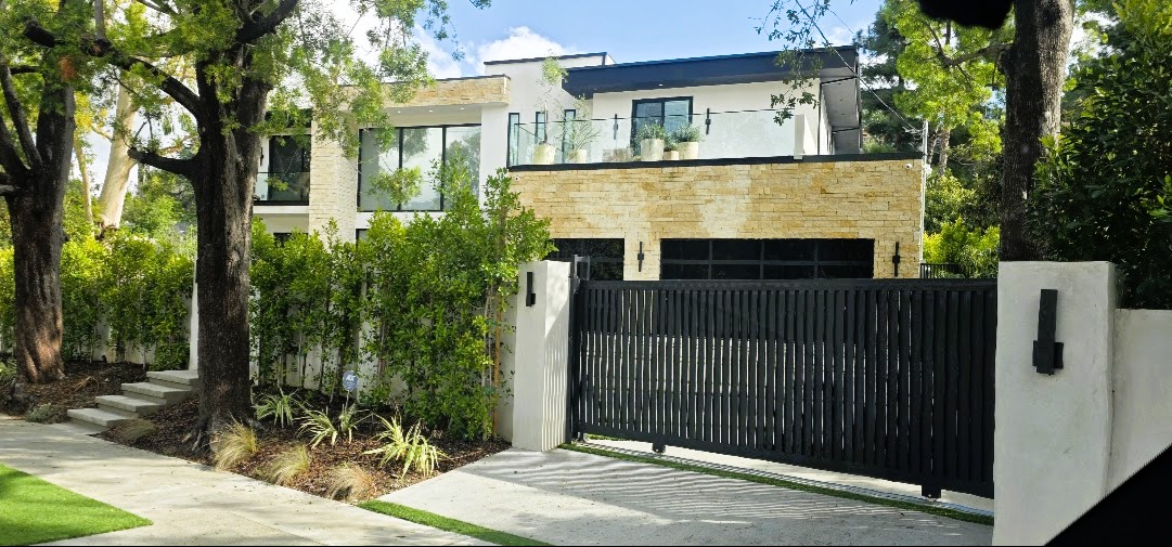 Driveway Gate Repair in Pasadena