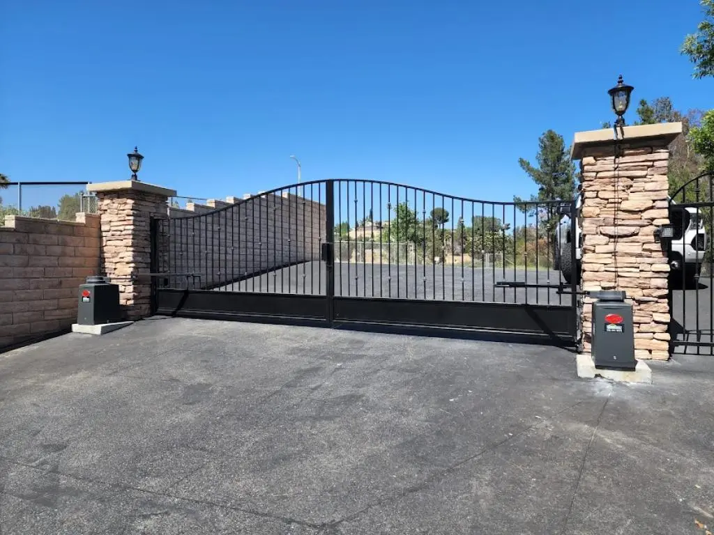 Expert Gate Repair in Burbank for commercial security gates